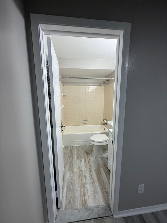 Building Photo - 24651 W McNichols Rd