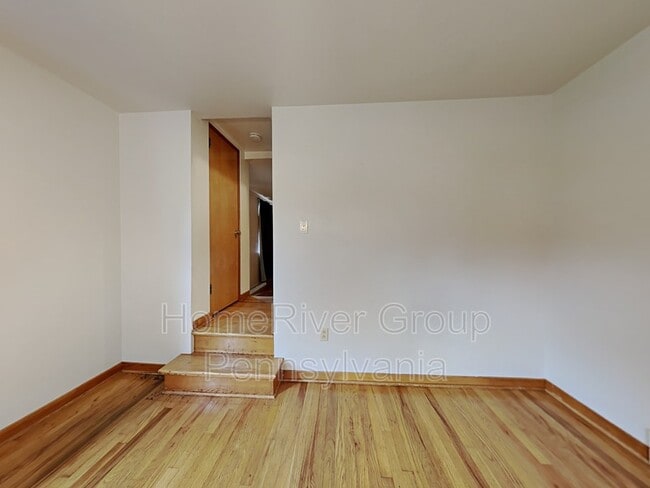 Building Photo - 152 Arla Dr