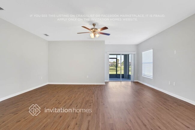 Foto del edificio - 4514 MacKenzie Way