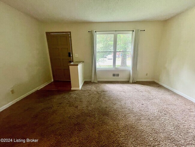 Building Photo - 313 Pimlico Dr