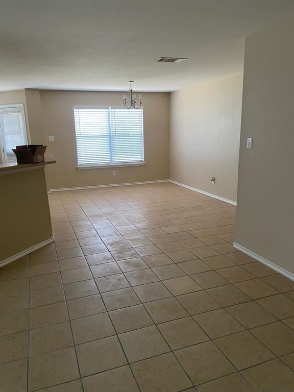 Building Photo - 910 Churchill Farms Dr