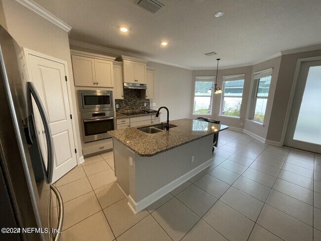 Building Photo - 16229 Dowing Creek Dr