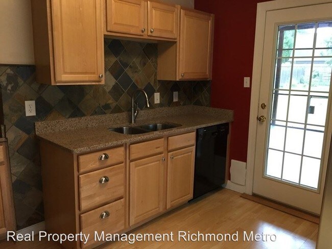 Foto del edificio - 3 br, 2 bath House - 821 Pepper Ave