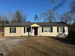 Building Photo - 1256 N 9th St