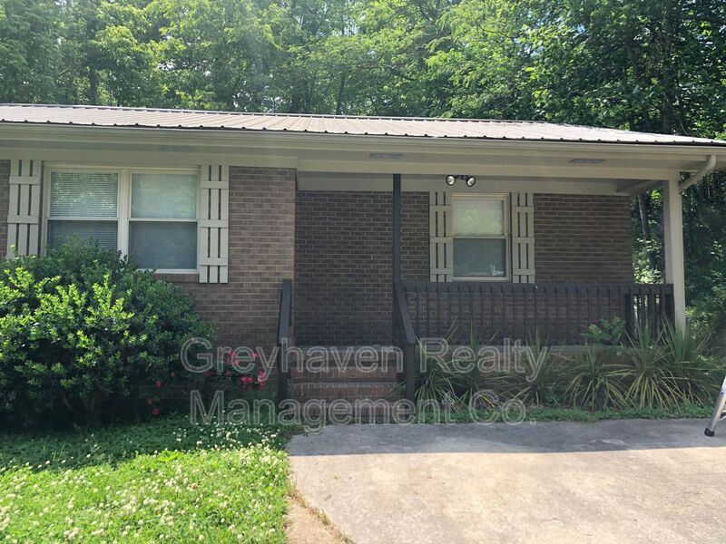 429 N Jenkins Rd Unit B, Rossville, GA 30741 Condo for Rent in
