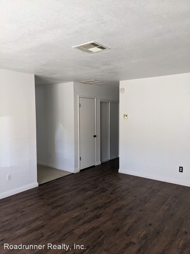 Building Photo - 3 br, 2 bath House - 6607 Galleta Ave