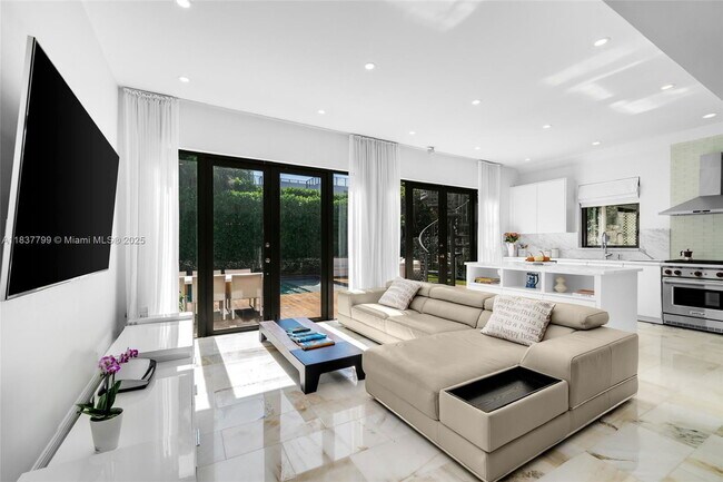 Photo - 110 3rd San Marino Terrace House