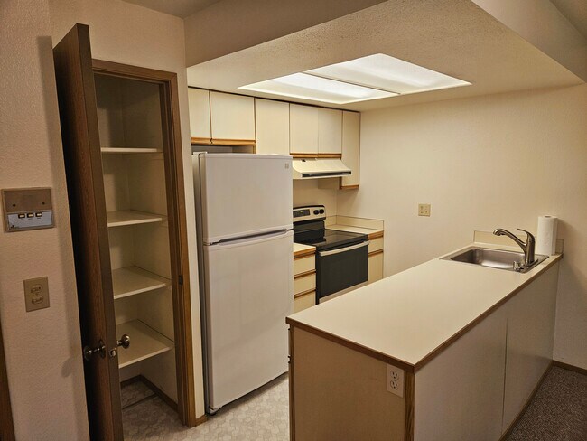 Cocina - 3011 NE 147th St