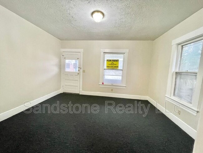 Foto del edificio - 2614-2616 Broadway