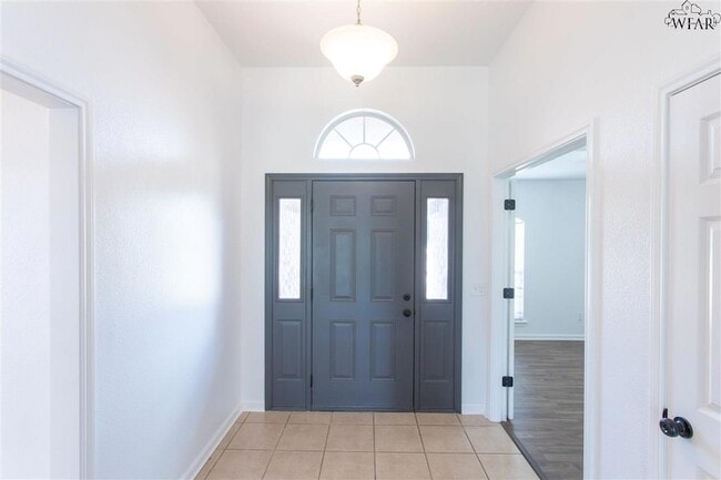 Building Photo - 6051 Laci Ln