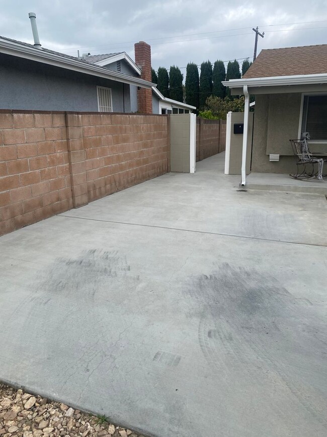 Foto del edificio - 1 Bed, 1 bath single story ADU in Central ...