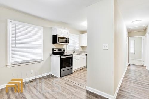 Building Photo - 277 Rocking Hill Dr SW