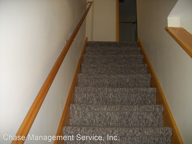 Building Photo - 3 br, 1.5 bath Apartment - 78 Carver St