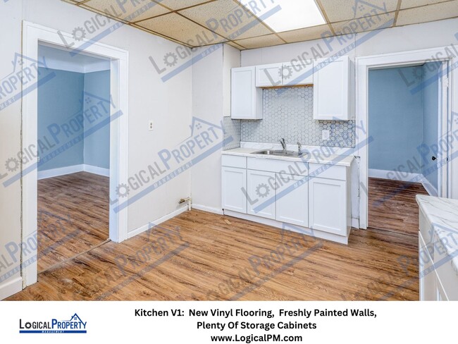 Building Photo - This charming 2-bedroom, 1-bath Apartment ...