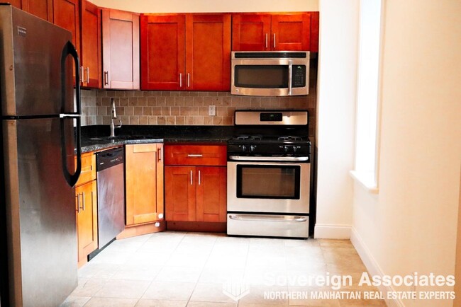 Building Photo - 651 West 171st Street