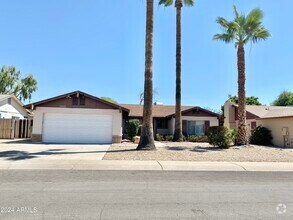 Building Photo - 5807 W Shangri La Rd