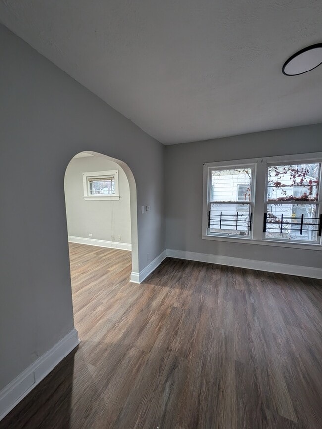 Foto del edificio - Charming 3 beds 1 bath in Cleveland!