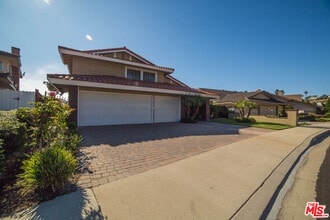 Building Photo - 29303 Stadia Hill Ln