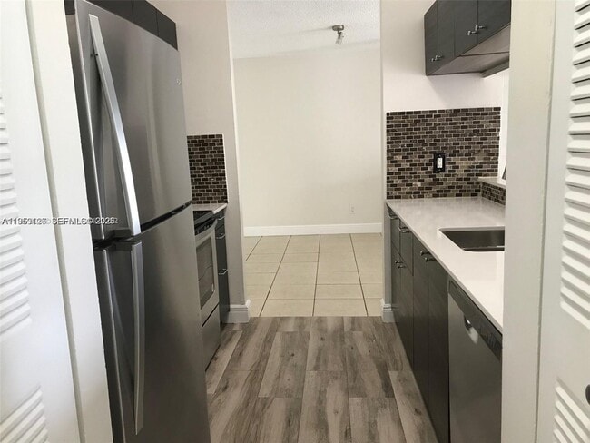 Building Photo - 15780 SW 106th Terrace