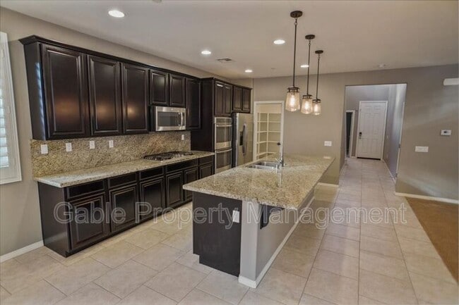 Foto del edificio - 29061 Sterling Ln