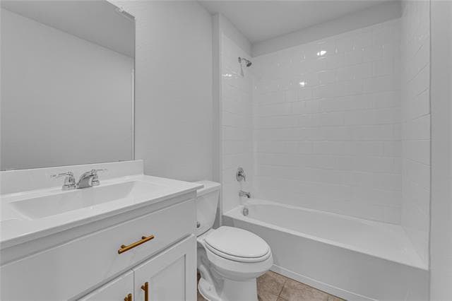 Building Photo - 708 Basteen Ln