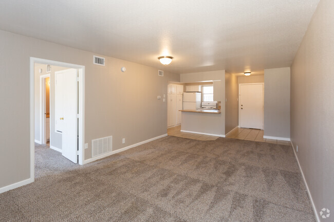 2BR, 1BA - 905 SF - Wildwood Terrace Apartments