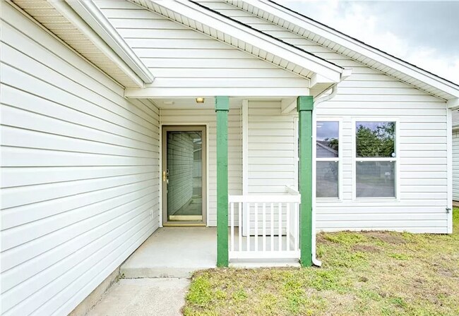 Foto del edificio - Beautiful 3 Bed 2 Bath in SouthWest Moore