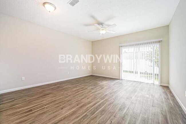 Building Photo - 487 Terabithia Wy