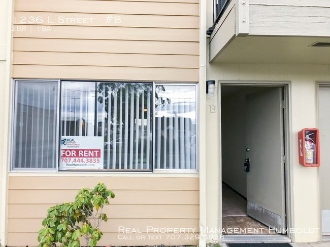Building Photo - 1236 L St