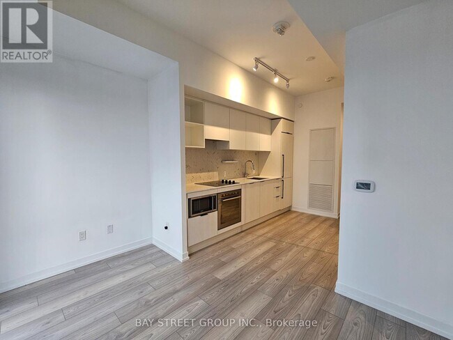 Photo du bâtiment - 82 Dalhousie St