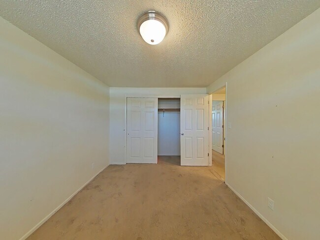 Foto del edificio - 2 Bedroom Duplex ~ Albany ~ Pet Friendly