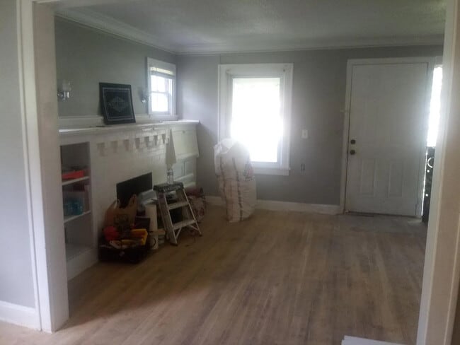 Foto del edificio - 5836 Euclid Ave