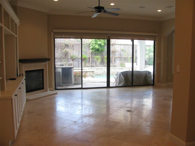 Foto del edificio - 4112 Blossom St