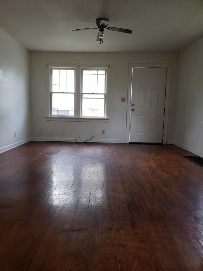 Foto del edificio - 3036 E Lynn St