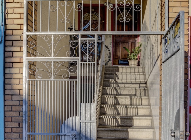 Photo - 433 Brazil Ave Apartment