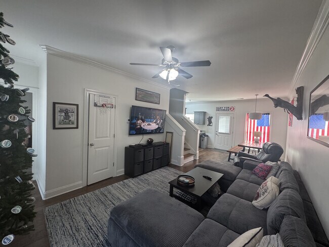 Building Photo - 224 Massee Cir