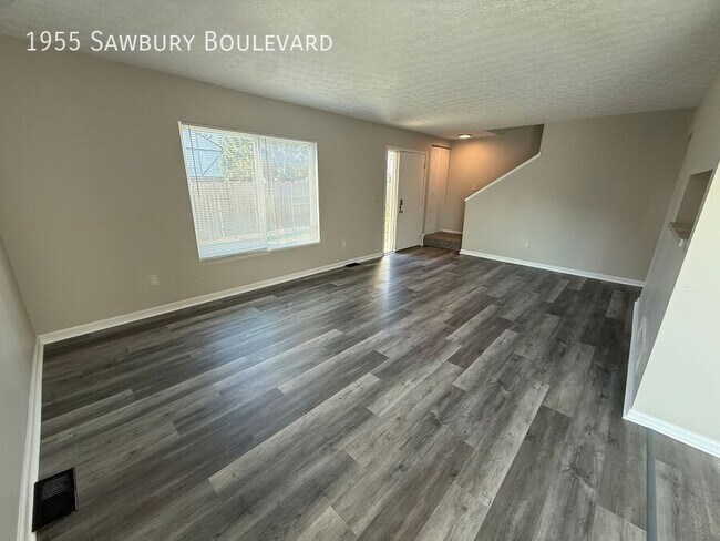 Foto del edificio - 1955 Sawbury Blvd