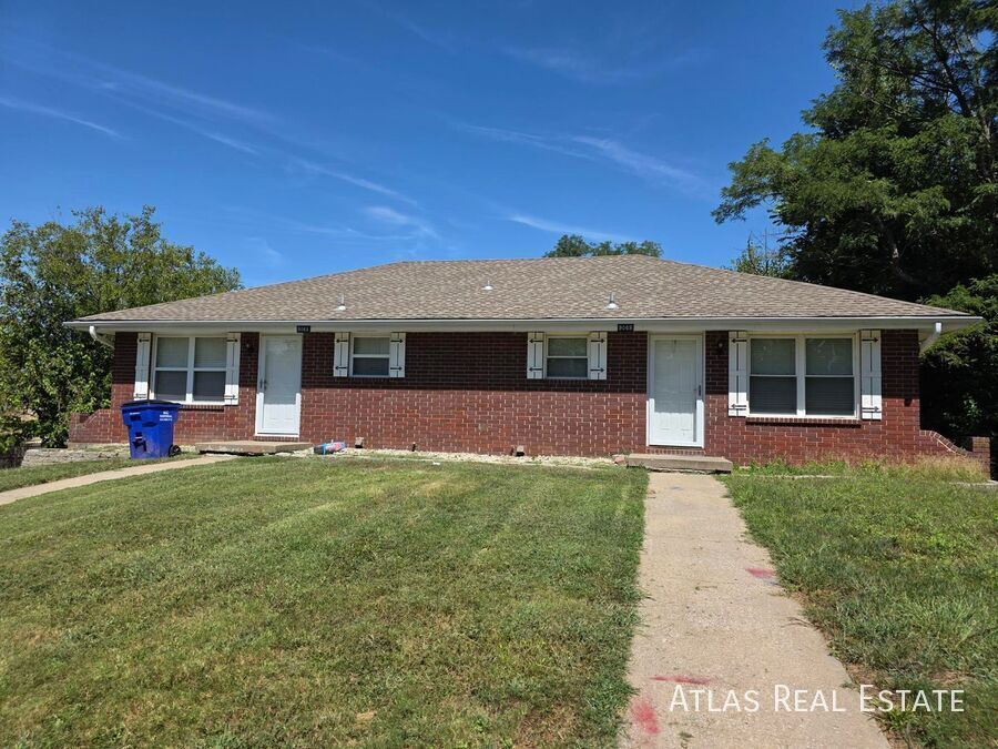 Foto principal - 906 SE 3rd Terrace