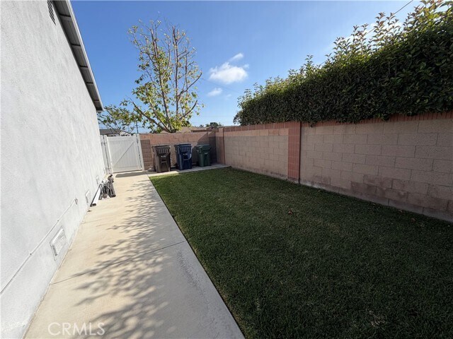 Foto del edificio - 6471 Brown Cir