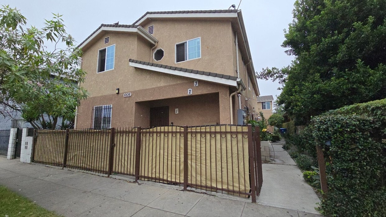 Primary Photo - FIGUEROA(6616S)