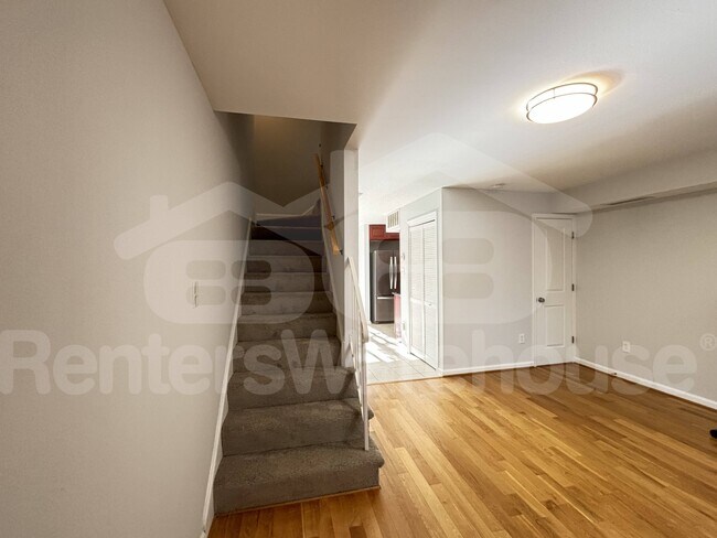 Foto del edificio - 1216 Westview Terrace