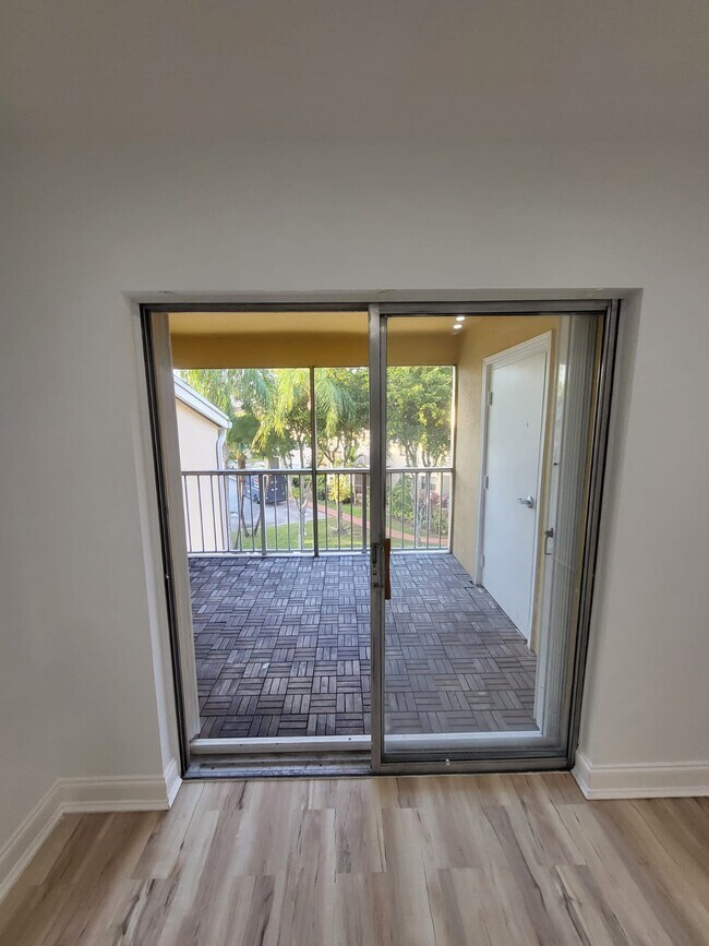 Building Photo - 15290 SW 106th Ln