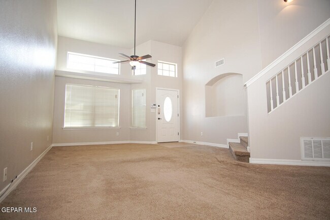 Building Photo - 14373 Coyote Trail Dr