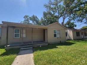 Building Photo - 6310 Amber Dr