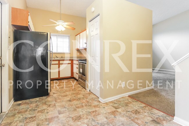 Building Photo - CALL FOR DETAILS 317-793-3770