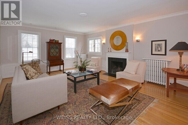 Photo du bâtiment - 34 Edmund Ave