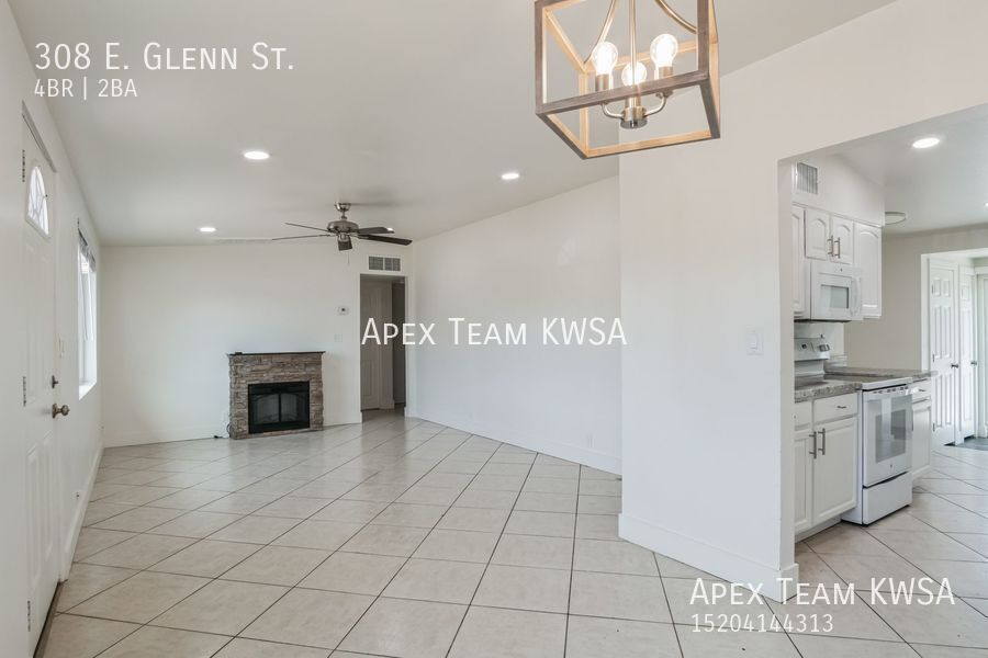 Primary Photo - 308 E Glenn St