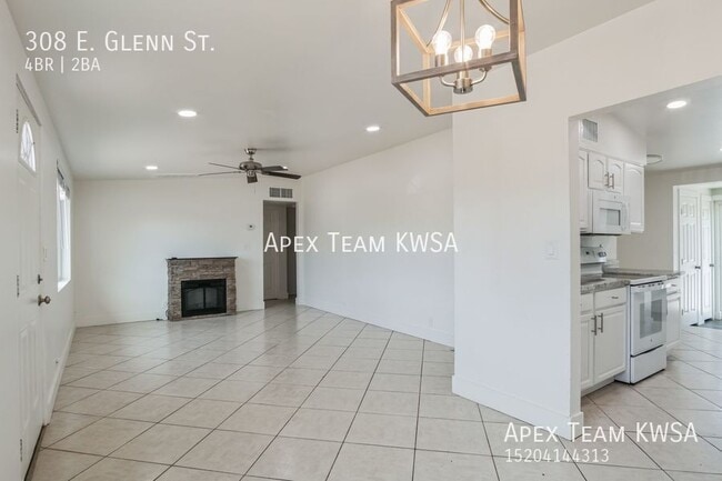 Photo - 308 E Glenn St House