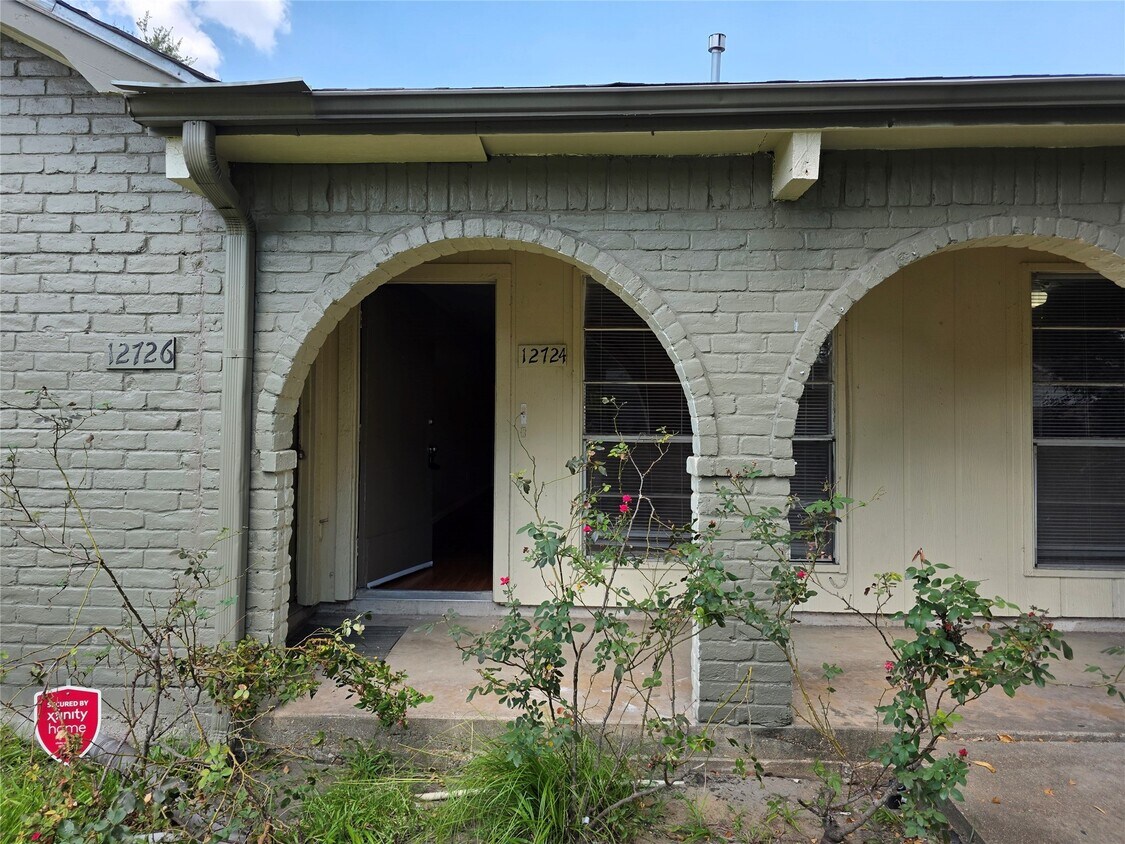 Foto del edificio - 12724 Shannon Hills Dr