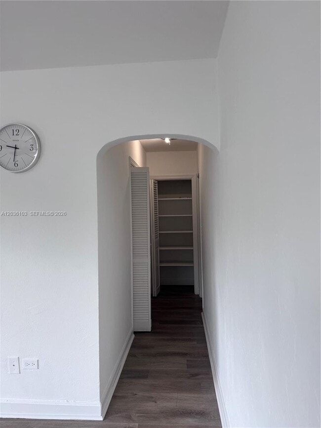 Building Photo - 1238 NE 110th St